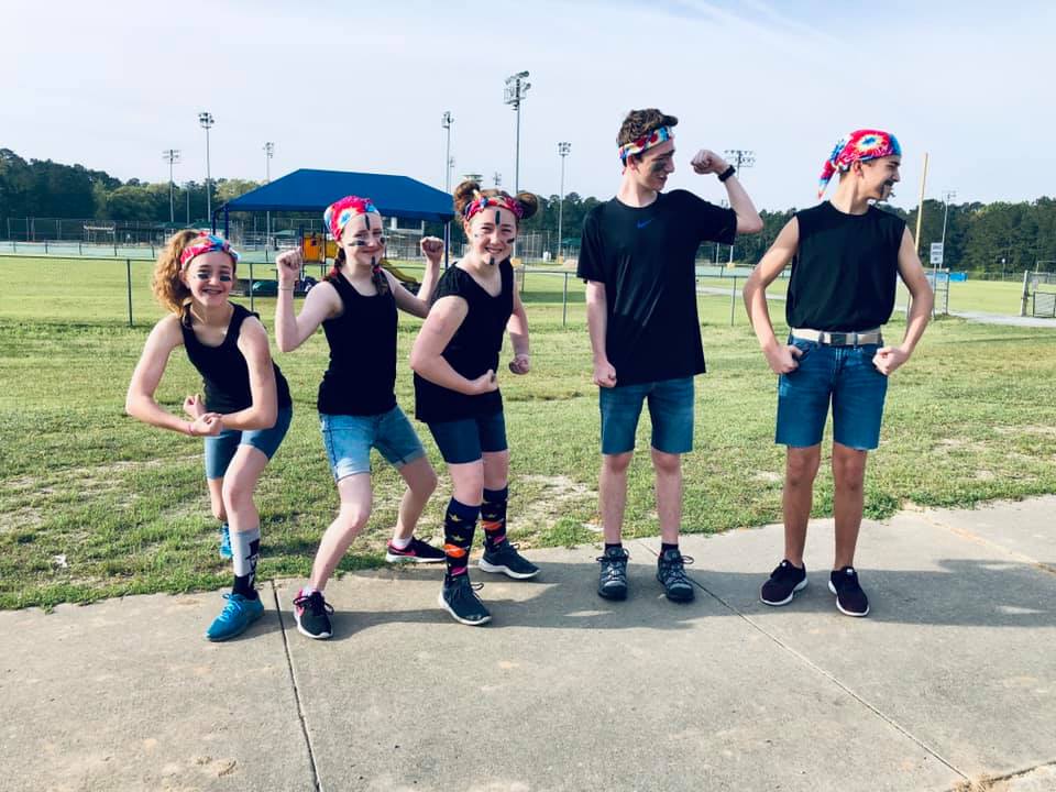 55476689_10219598602583934_1638558430337695744_n